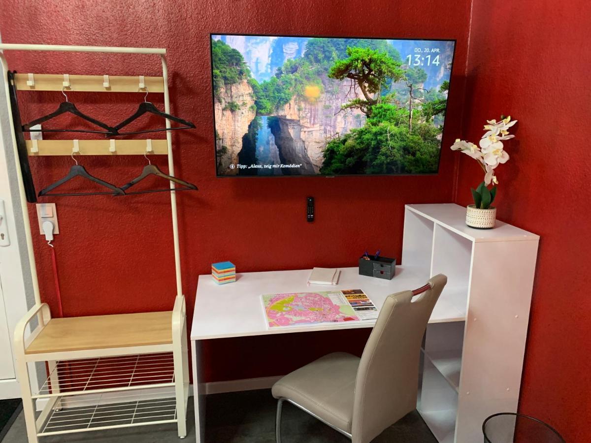 Exklusive Stadtwohnung Am Elbradweg: Best-Preis-Fewo Rathausblick 1 Fuer Max. 3 Pers. Inkl. Wlan, Prime Video & Self Check-In Wittenberge Eksteriør billede