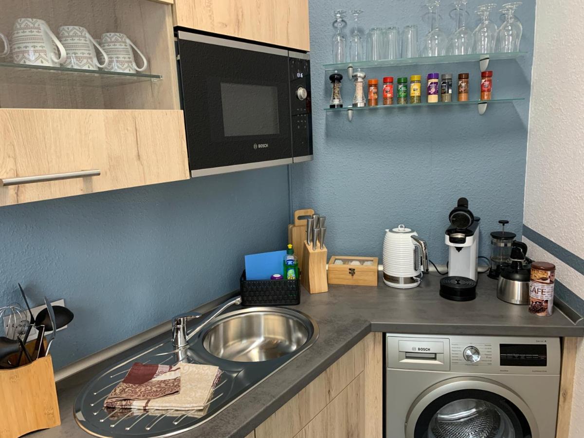 Exklusive Stadtwohnung Am Elbradweg: Best-Preis-Fewo Rathausblick 1 Fuer Max. 3 Pers. Inkl. Wlan, Prime Video & Self Check-In Wittenberge Eksteriør billede